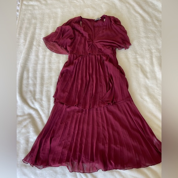 ASOS Wine High Low Tiered Pleated Dress - Picture 1 of 7